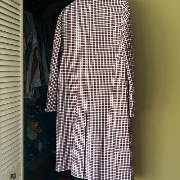 Burberry Burgundy Double Faced Cotton Twill Tailored Coat - Picture 11 of 11